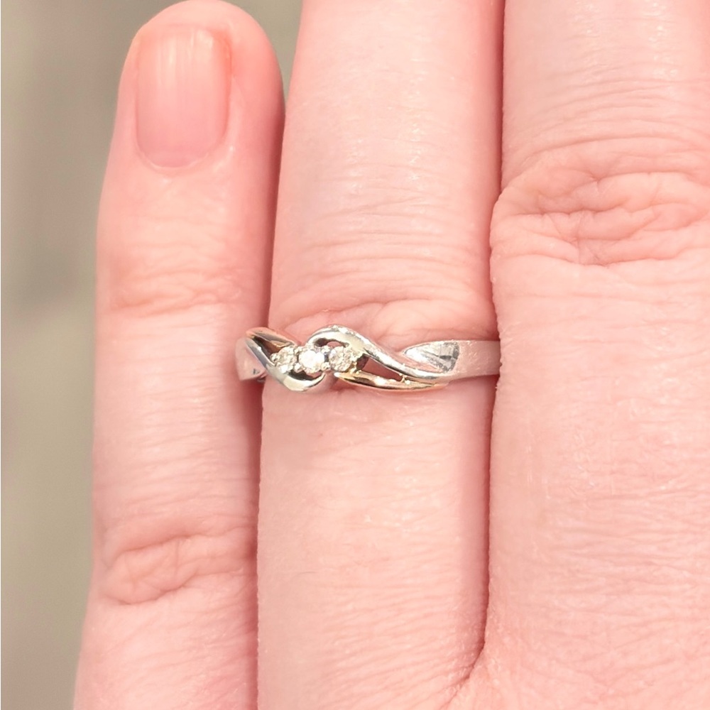 10K Diamond Ring, Three Stone, Dainty Swirl, Size 7.25, White Rose Gold - Picture 9 of 14